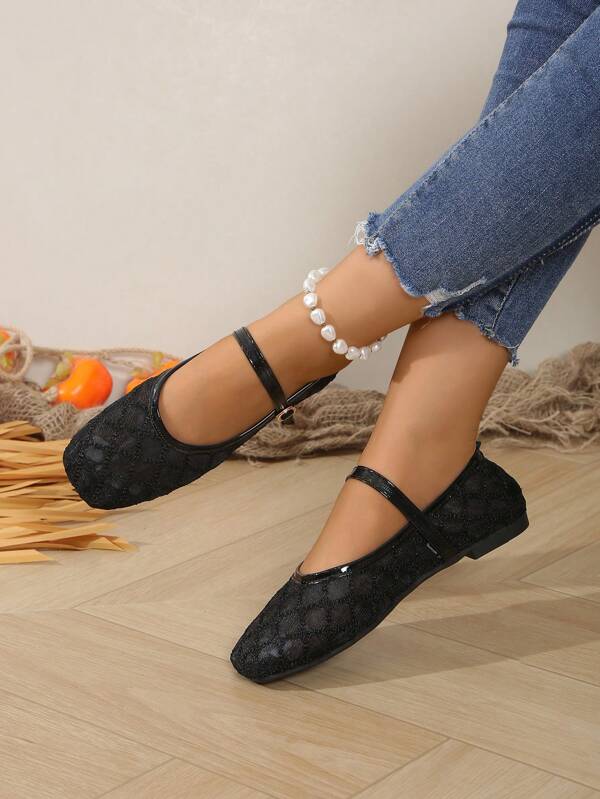 2024 Nuevos zapatos planos de mujer tipo Mary Jane con puntera redonda, tiras y malla, de verano, con diseño calado y transpirable