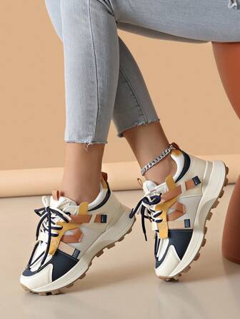 Zapatillas deportivas para mujer 2024 nuevas, zapatillas de plataforma casuales de malla de aire transpirable con parches azules y amarillos en estilo patchwork, para primavera y verano