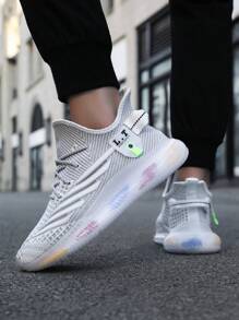 男士时尚 - 舒适减震、防滑透气针织运动鞋，适合健身房、健身、慢跑、散步和户外活动。适合青少年夏季休闲或户外运动或度假旅行或毕业礼物或生日礼服配饰 - 白色 - 查看 6