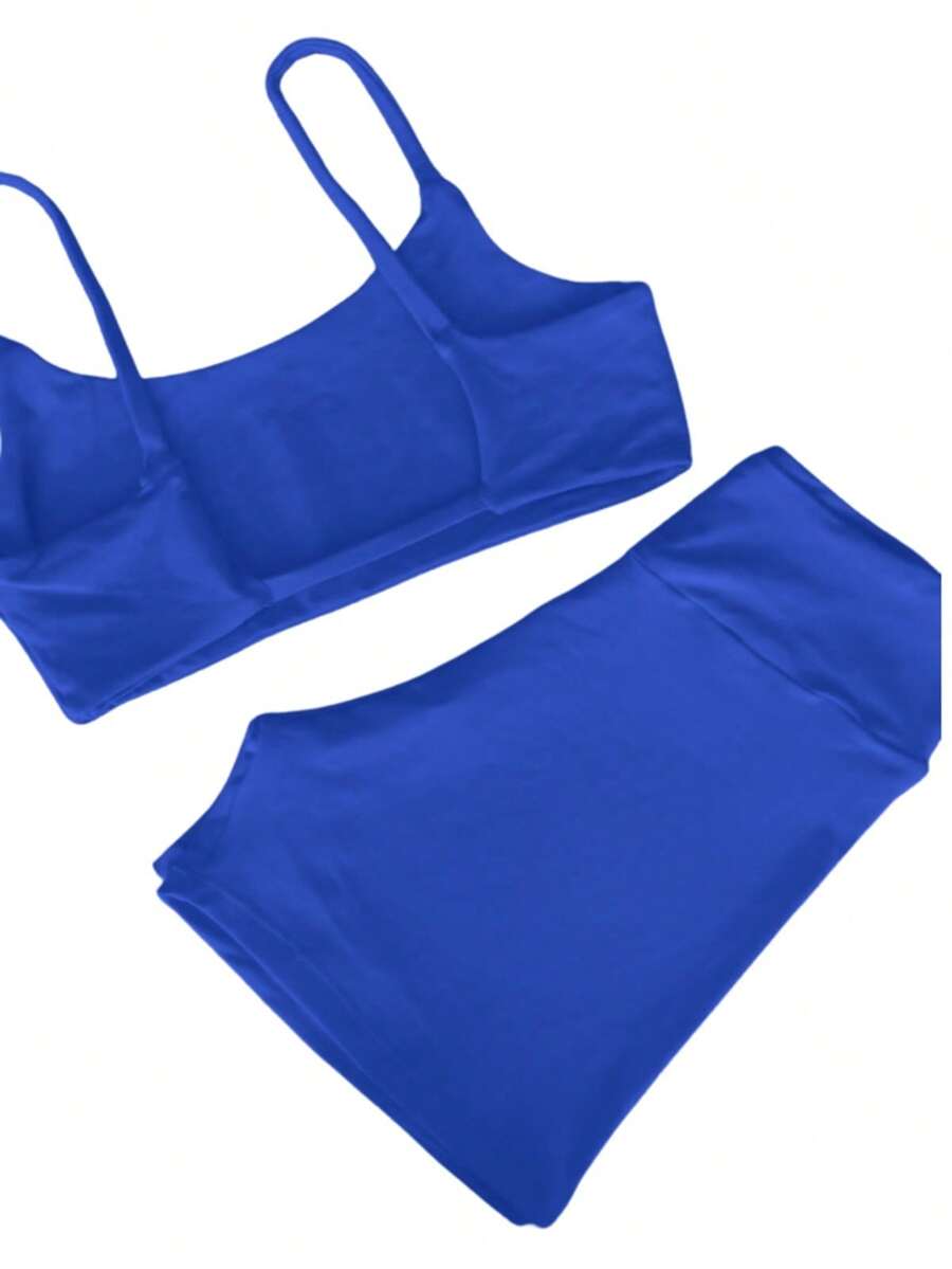 Set, Shorts And Fitness Top With Bare Back And Padded Insert.