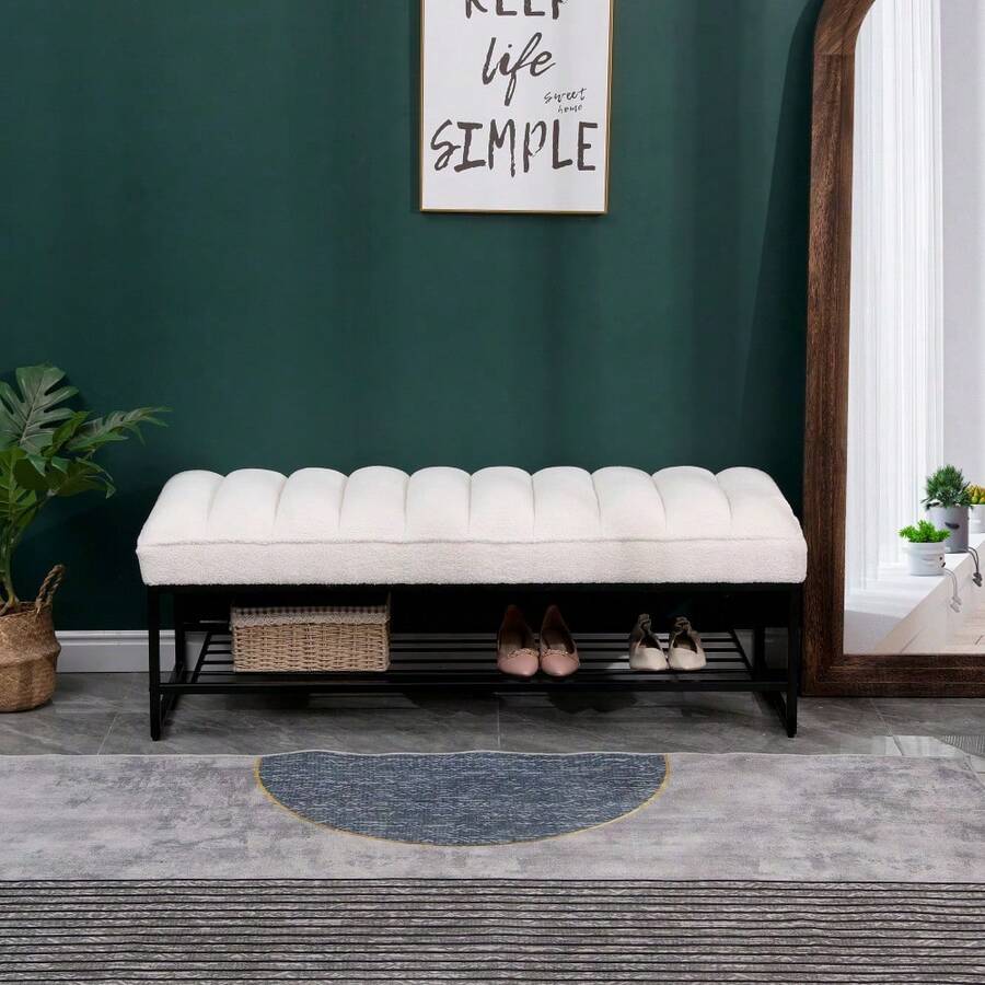 Banco con repisa de metal tapizado en sherpa blanco con diseño acolchado tipo , otomana para los pies en el dormitorio, sala de estar, entrada (Blanco) - Blanco + Sherpa + Espuma - Ver 1