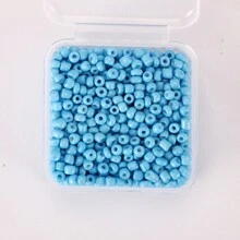 1 盒玻璃纯色种子珠 3 毫米约 800 颗多色烤漆串珠材料 DIY 手链项链耳环配件