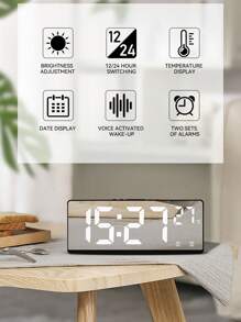 1 pieza Reloj despertador digital con control de voz, temperatura, doble alarma, modo nocturno y repetición - 5 niveles de brillo - 12/24h - función anti-perturbación - sin batería incluida, decoración del hogar, regalos de decoración de habitación, reloj digital para cumpleaños, graduación, decoración de dormitorio, decoración de dormitorio, de vuelta a la escuela, decoración escolar, sorpresa escolar, útiles escolares