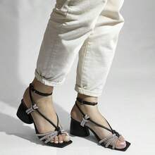 Diana Glitter Hexagonal Heel Sandal - 黑色 - 查看 3