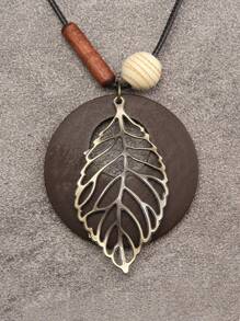 1pc Retro Bohemian Style Wooden Alloy Leaf Pendant Necklace, Fashion Halloween Holiday Gift Decoration, Unisex Jewelry, Student Souvenir Gift