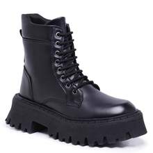 Blogger Tractor Boot Mid-Calf - 黑色 - 查看 33