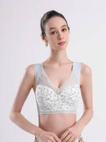 3pcs Summer Lace Small Floral Lce Silk Thin Seamless Gathered Side Breast Vest LargeSize Seamless Beautiful Back Bra One-Piece Tube Top Underwear Thin Large ChestSmall Bra