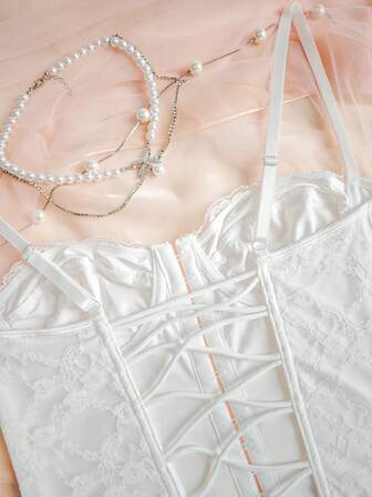 EZNV 1 件女士时尚鱼骨蕾丝可爱吊带背心上衣，性感露背设计，纯色