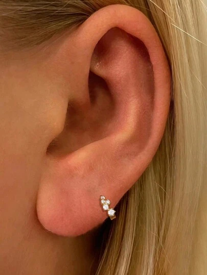 EleRunis 1 Stück 925 Sterling Silber Ohrstecker mit kubischem Zirkonia, 18K vergoldete Ohrstecker, geeignet für den täglichen Gebrauch von Frauen, Hochzeitsfeier, Valentinstag