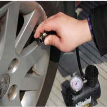 Bomba de aire para conectar en carro, inflador de emergencia para coche, fiestas etc. - Negro - Ver 6