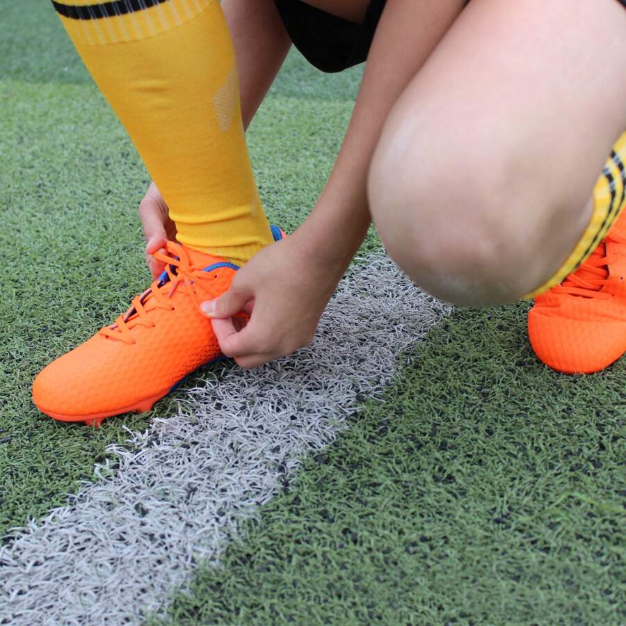 Kids Soccer Shoes - 橘色 - 查看 1