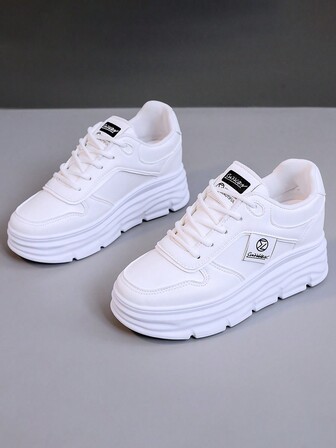 1 双女式防水厚底休闲运动鞋，白色圆头户外春秋皮鞋