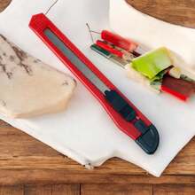 koovi group CUTTER DE PLÁSTICO KOOVI 9MM PAQUETE C/60 PIEZAS- Compacto y Práctico - 807 - Ver 8