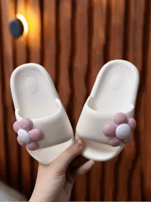 TEEOEC 卡通防滑软底拖鞋，轻便耐用的室内凉鞋，适合幼儿男孩和女孩，夏季