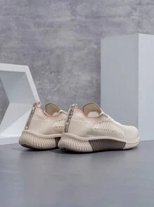 Zapatillas deportivas de mujer para exteriores 2025, con superficie de malla transpirable y de peso ligero para correr en carretera, tenis atléticos cómodos color beige