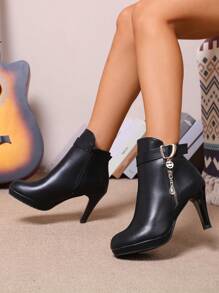 2024 Winter Korean Style Fine Heels Round Toe High Heel Ankle Boots Black Versatile Waterproof Platform Fluffy Boots New Arrival