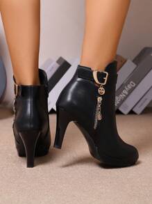2024 Winter Korean Style Fine Heels Round Toe High Heel Ankle Boots Black Versatile Waterproof Platform Fluffy Boots New Arrival