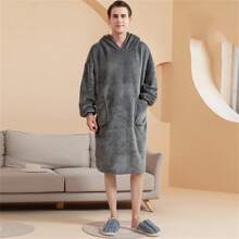 1 chiếc chăn trùm đầu dày 2 lớp bằng vải tổng hợp dùng cho mùa thu đông, đồ ngủ mặc nhà cỡ lớn phổ thông cho nam và nữ có thể mặc bên ngoài - Xám - Xem 4