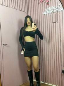 Vivi Cropped Set Long Sleeve And Short Skirt With Detail On The Finger Assorted Colors - 黑色 - 查看 4