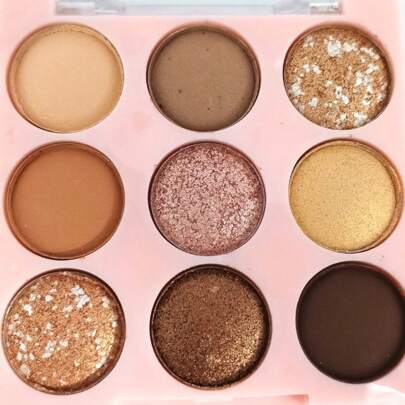 Sombra de ojos de chocolate semimate y brillo en 9 colores para principiantes. Oferta especial  para regalo perfecta para el bolsillo 7 gramos.   marca leixiana                                     Paleta de maquillaje de ojos, paleta de sombras de ojos de 9 colores, bandeja de sombras de ojos con acabado semimate y brillante, desnudos ruborizados
