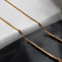 Cadena discreta y delgada de oro laminado 14k de 45cm C7038 - Dorado - Ver 1