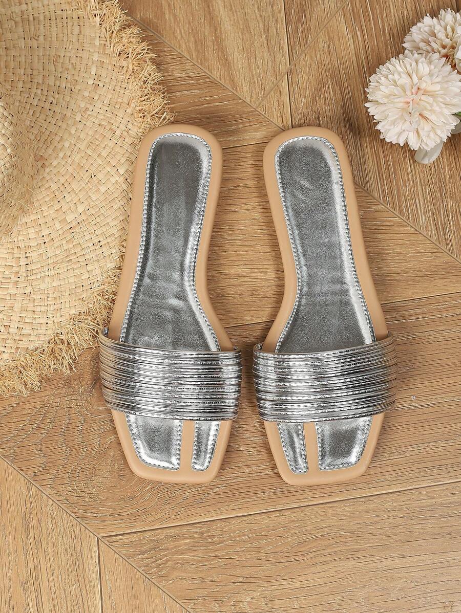 Sandálias Rasteiras de Bico Quadrado para Mulheres em Dourado e Prata