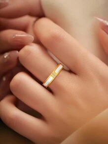 1 Stück 5mm breiter modischer neuer Edelstahl-Damenring, einfacher Emaille-Kleinring mit Kubikzirkonia für die Hochzeit