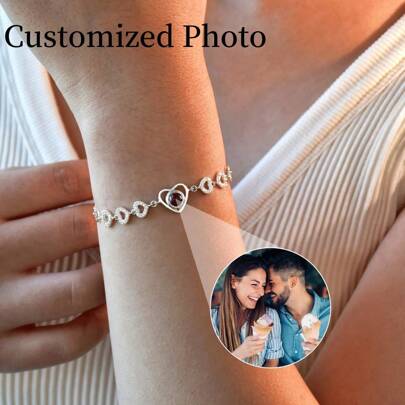 Pulseira de projeção de foto personalizada em formato de coração, corrente ajustável, incrustação de pedra de zircônia, pulseira de projeção de imagem faça você mesmo, estilosa, moda outono, contraída, simples, casual, dinheiro antigo, mãe do futebol, personalizada, única, presentes ideais para sua namorada, mãe, família, amigos, filha, para aniversários, para aniversários, para uso diário, para baile de formatura, para o dia das mães, para o dia dos namorados, para formatura, para casamentos