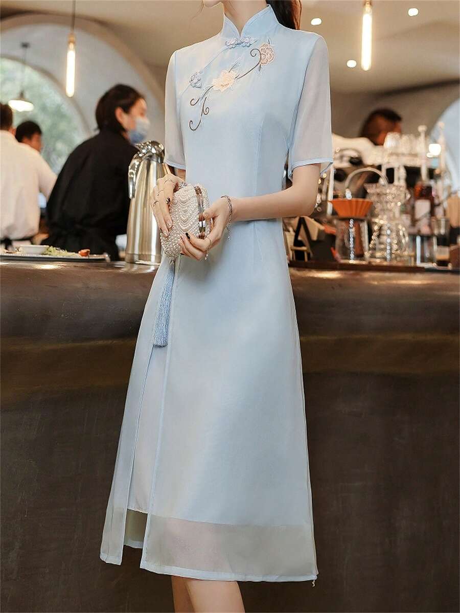 Qipao-Inspired Improved Version Cheongsam Chinese Dress - Blue - View 1