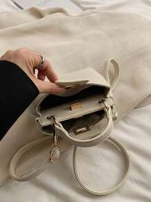 Fashionable Commuter Bag, Lightweight Luxury Women's Bag, Exquisite Crossbody Handbag PU Leather, Premium Versatile, Suitable For Work Occasions - White - View 4