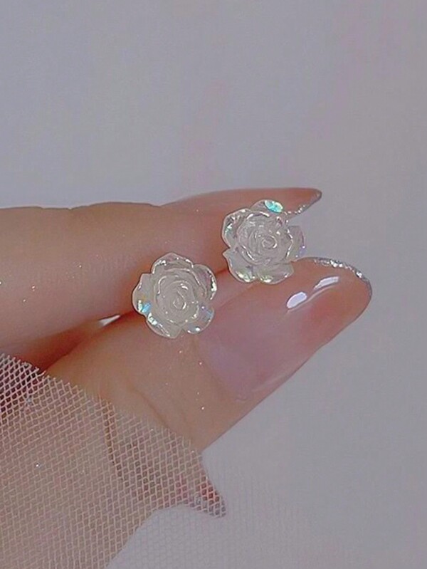 أقراط أطقم بتصميم الوردة البيضاء الشفافة الصغيرة قطعة واحدة، مجوهرات أنيقة وجذابة للسيدات لارتداء كل يوم