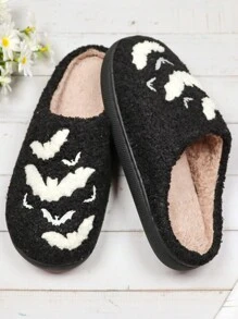 2025 Chinelos de Casa com Estilo Novo de Morcego Preto Fofo e Desenho de Halloween para Mulheres, Uso Interno Quente
