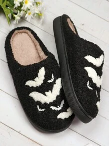 2025 Chinelos de Casa com Estilo Novo de Morcego Preto Fofo e Desenho de Halloween para Mulheres, Uso Interno Quente