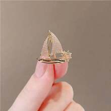 1 pieza Broche casual de aleación de zinc con forma de barco de vela compacto, adecuado para uso diario, mochila de Halloween para la escuela, accesorios de oficina, camisas, chaquetas, joyería, Navidad - Dorado - Ver 2
