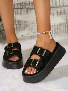 Proste, a zarazem modne, swobodne, ozdobne klamry paska, damskie futrzane kapcie z odkrytymi palcami, grube pluszowe zimowe kapcie domowe z prostym zdobieniem, płaskie, luźne palce, grube podeszwy domowe