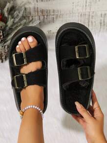 Proste, a zarazem modne, swobodne, ozdobne klamry paska, damskie futrzane kapcie z odkrytymi palcami, grube pluszowe zimowe kapcie domowe z prostym zdobieniem, płaskie, luźne palce, grube podeszwy domowe