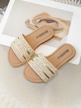 Girls' Slippers, 2025 Summer New Children's Shoes, Outdoor Sandals, Summer Styles For Little Girls, Soft Soled, Internet Famous, Fashionable Sandals