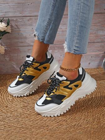 Sneaker sportive alla moda in stile urban, colore nero e oro, dal design chunky. Tomaia confortevole e traspirante, suola ammortizzante antiscivolo e spessa. Ideali per vacanze, compleanni, tempo libero all'aperto, versatili e alla moda. Scarpe da ginnastica rosa per signore