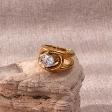 VKHK 1 Stück Vintage Ring mit 18 Karat Goldauflage, doppellagiges Design mit Zirkonia Dekor, für Damen Alltags- und Hochzeitsmode, Geschenk