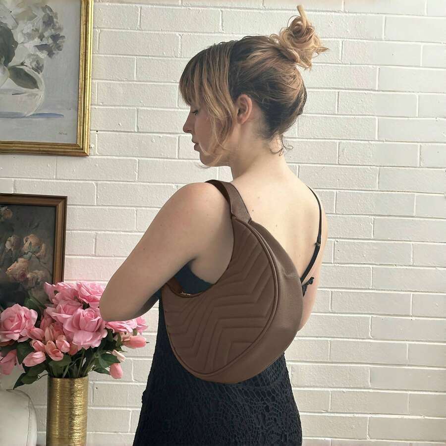 Elegant Quilted Shoulder Bag, Women's Crescent Y2K Underarm Purse, Casual & Versatile, Suitable For Commuting, Concert, Everyday, Cute, And Fashionable, Chic Styles, Gift For Girlfriend, Sister, Mother - Cà phê nhẹ - Xem 1