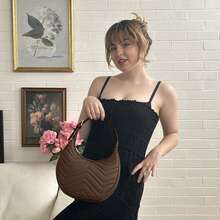 Elegant Quilted Shoulder Bag, Women's Crescent Y2K Underarm Purse, Casual & Versatile, Suitable For Commuting, Concert, Everyday, Cute, And Fashionable, Chic Styles, Gift For Girlfriend, Sister, Mother - Cà phê nhẹ - Xem 2