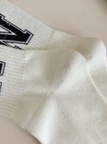 1pair Women's White Fashionable Retro Sport Mid-Calf Socks With Letter Print, Fall - White - View 12