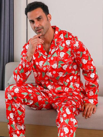 Conjunto de pijama masculino de duas peças com estampa natalina de elementos da natureza, composto por blusa de manga comprida com lapela de cetim e calça. Ideal para todas as estações e perfeito para o outono.