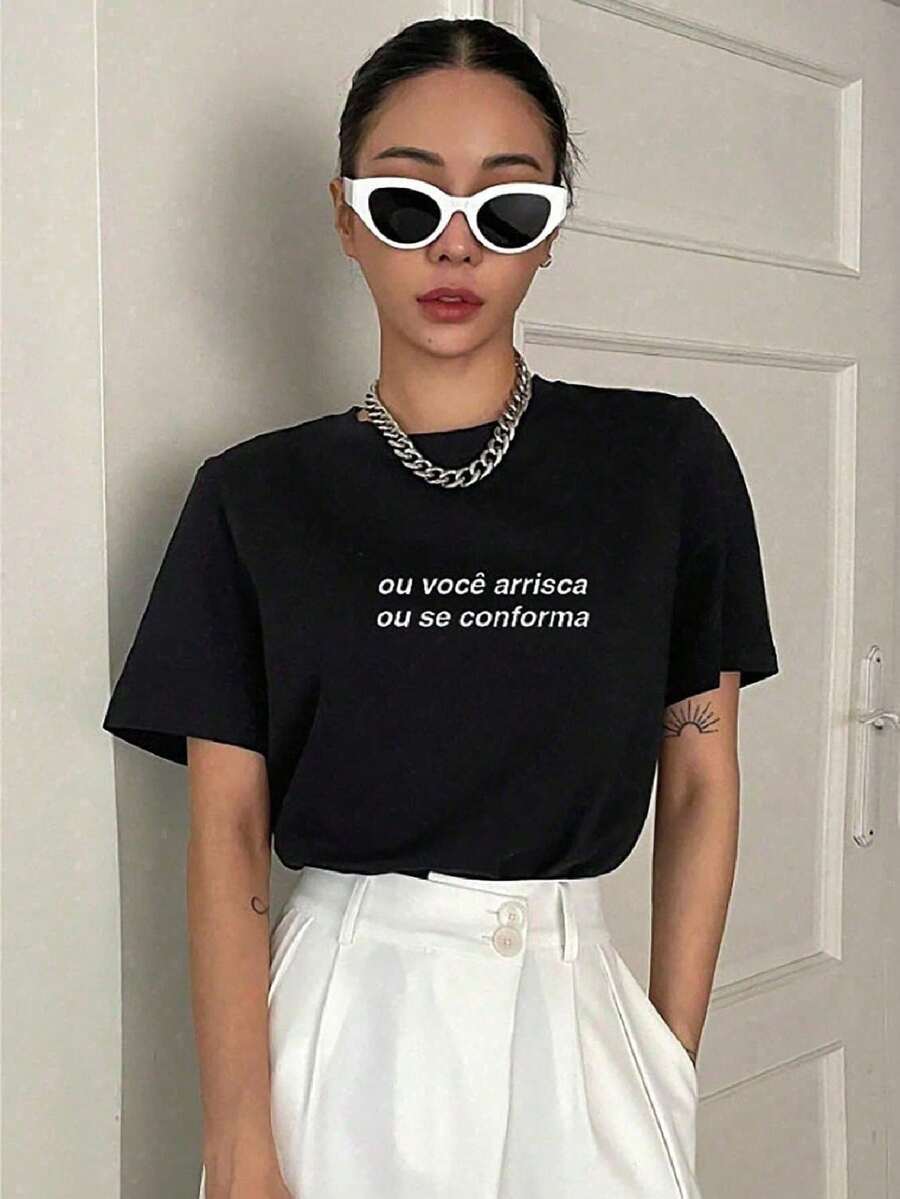 T-Shirt Phrase Take A Risk Inspiration Style Various Colors 100% Cotton - 黑色 - 查看 1