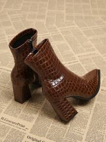 Giày bốt nữ màu nâu thanh lịch mới 2025, giày bốt ngắn phong cách đồng quê, gót cao, mũi nhọn, kiểu dáng mới cho mùa thu/đông - Màu nâu Sô-cô-la - Xem 5