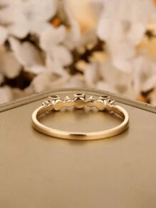 Set Kotak Hadiah: Cincin Mewah Elegan dengan Satu Baris Batu Permata Putih dan Biru Bertatahkan Mikro, Tembaga Murni Berlapis Emas Imitasi, Cocok untuk Wanita, Pernikahan, Pertunangan, Hadiah Hari Valentine, Ibu, Hari Ibu, Hadiah. - Emas - View 3