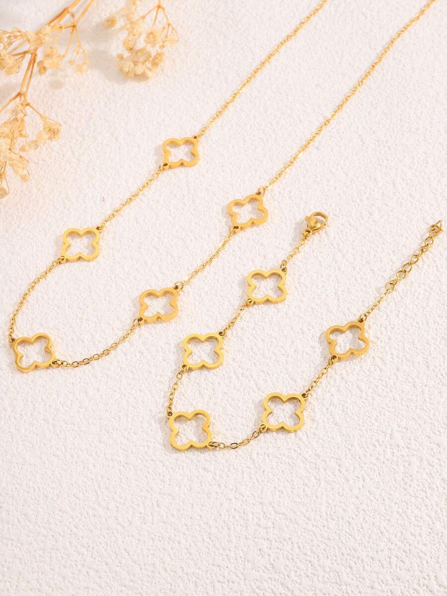 Camhanno 2 Pcs Of Exquisite And Simple Stainless Steel CutOut Flower