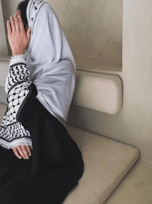 褶皱柔软雪纺刺绣长袍，流苏迪拜风格长袍，女式长袍，朴素的伊斯兰服装 - 黑色 - 查看 5