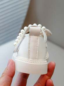 1 Pair New Girls Pearl & Butterfly Decor Hook And Loop Single Layer PU Leather Casual Shoes