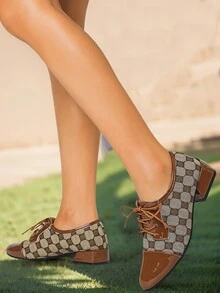 Damskie, dwukolorowe, wsuwane, płaskie buty na obcasie w kratę, na imprezę świąteczną, modne, minimalistyczne, klasyczne, codzienne, wysokie obcasy, do noszenia na co dzień, jesień/zima - Brązowy - Zobacz 3